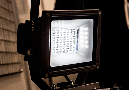 LED прожекторы как решение освещения статья на сайте Минимакс