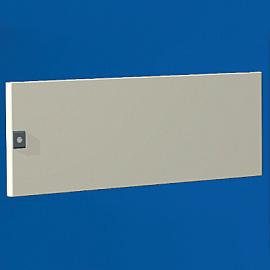 Дверь секционная, сплошная, В=90 мм, Ш=800мм код R5CPME890 DKC