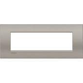 Рамка для розеток и выключателей Air, итальянский стандарт 7 мод. Цвет "Песчаник" Livinglight LNC4807SB Legrand